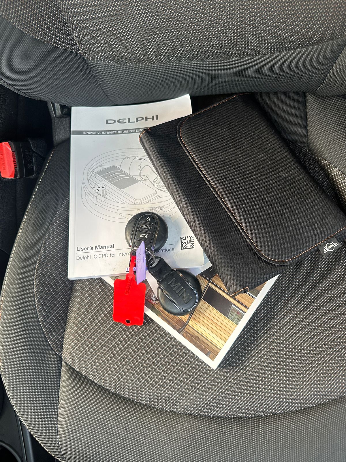 MINI Countryman 1.5 7.6kWh Cooper SE Classic SUV 5dr Petrol Plug-in Hybrid Auto ALL4 Euro 6 (s/s) (224 ps) 5dr Automatic 2019