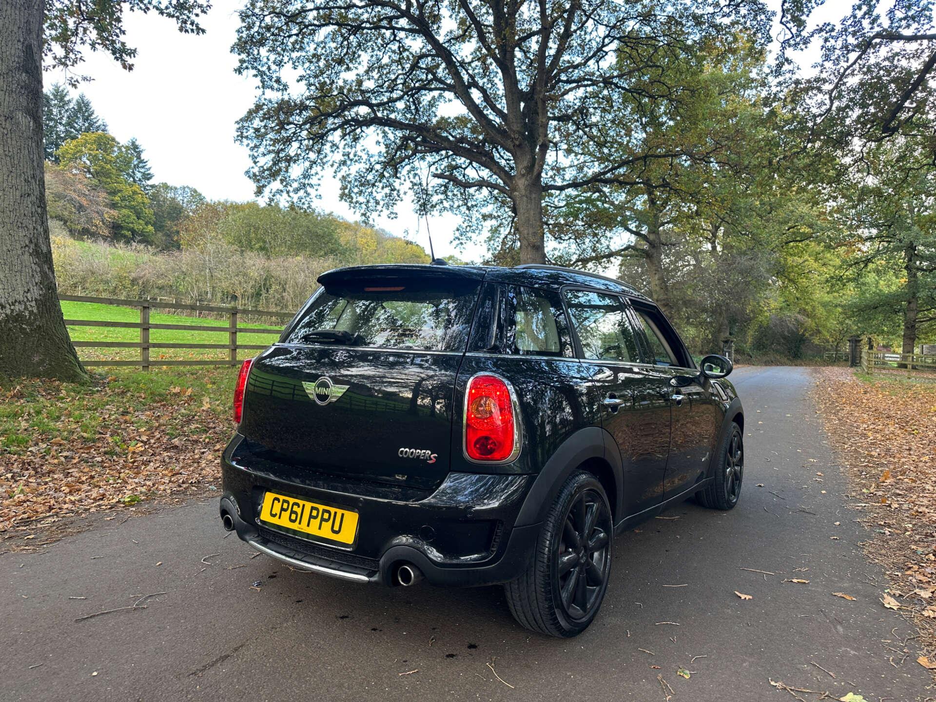 MINI Countryman 1.6 Countryman Cooper S All4 4WD 5dr 5dr Manual 2011