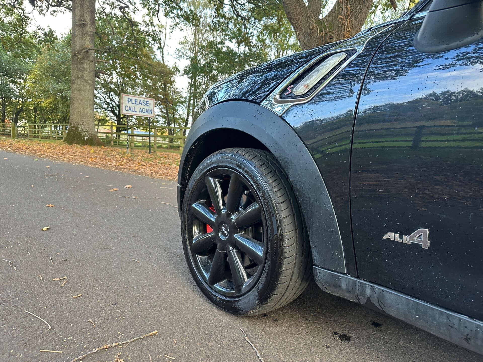 MINI Countryman 1.6 Countryman Cooper S All4 4WD 5dr 5dr Manual 2011