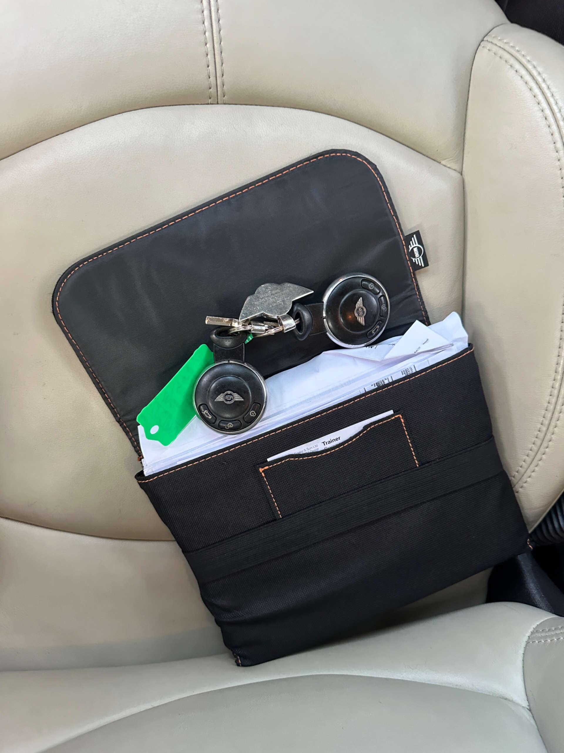 MINI Countryman 1.6 Countryman Cooper S All4 4WD 5dr 5dr Manual 2011