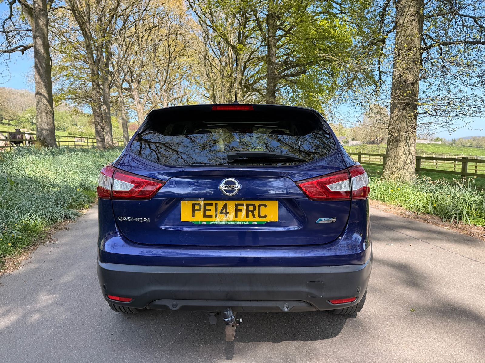 Nissan Qashqai 1.5 dCi Acenta Premium SUV 5dr Diesel Manual 2WD Euro 5 (s/s) (110 ps) 5dr Manual 2014