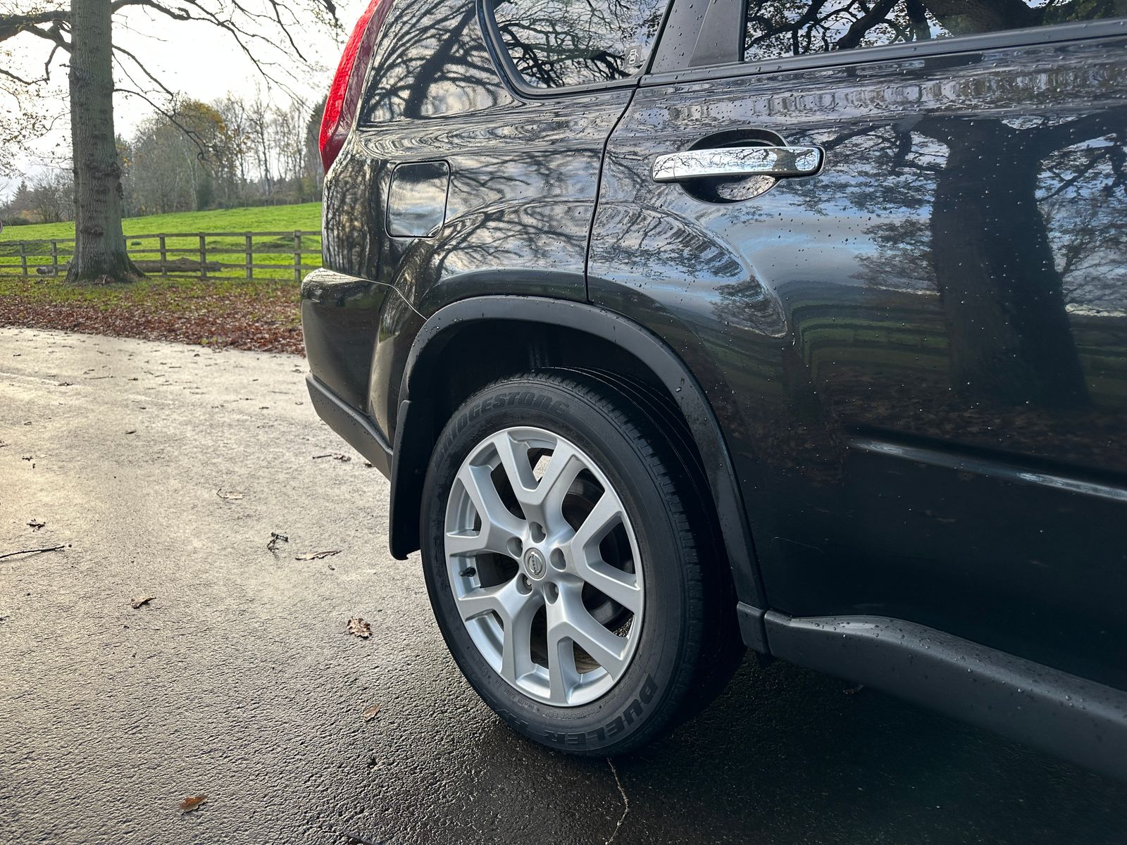 Nissan X-Trail 2.0 dCi Tekna SUV 5dr Diesel Auto 4WD Euro 5 (AVM) (150 ps) 5dr Automatic 2014