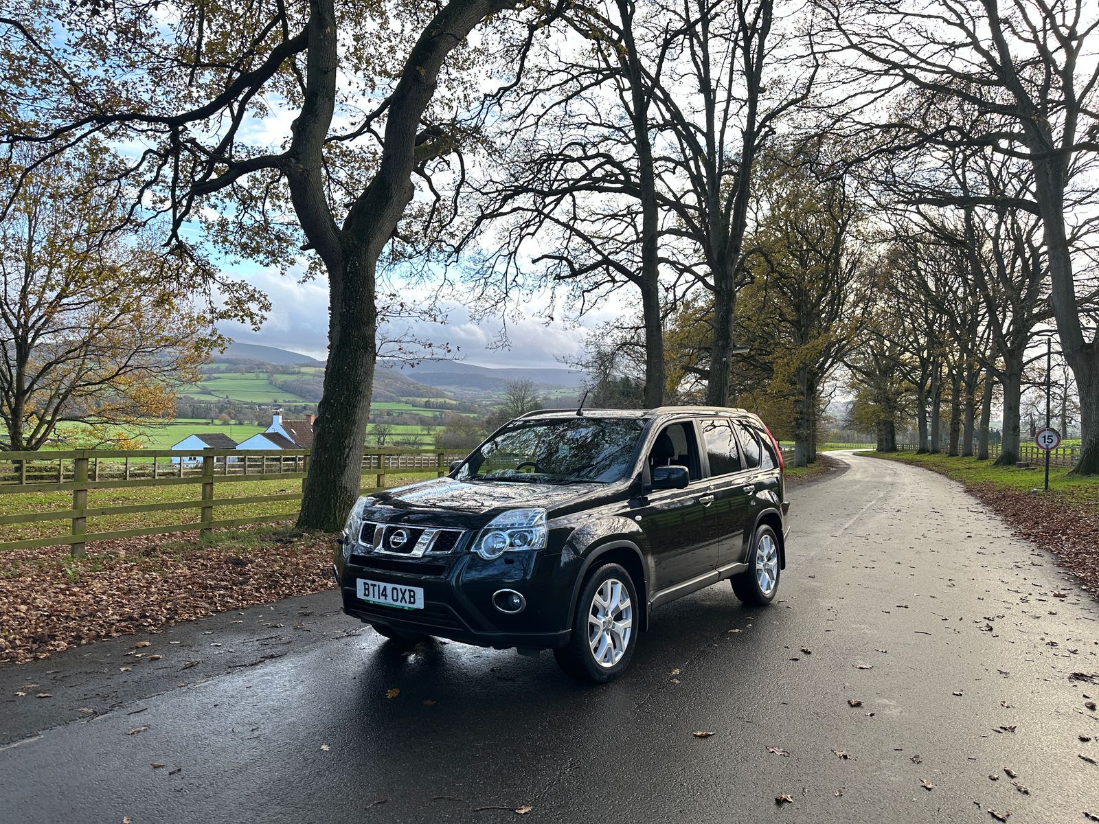 Nissan X-Trail 2.0 dCi Tekna SUV 5dr Diesel Auto 4WD Euro 5 (AVM) (150 ps) 5dr Automatic 2014