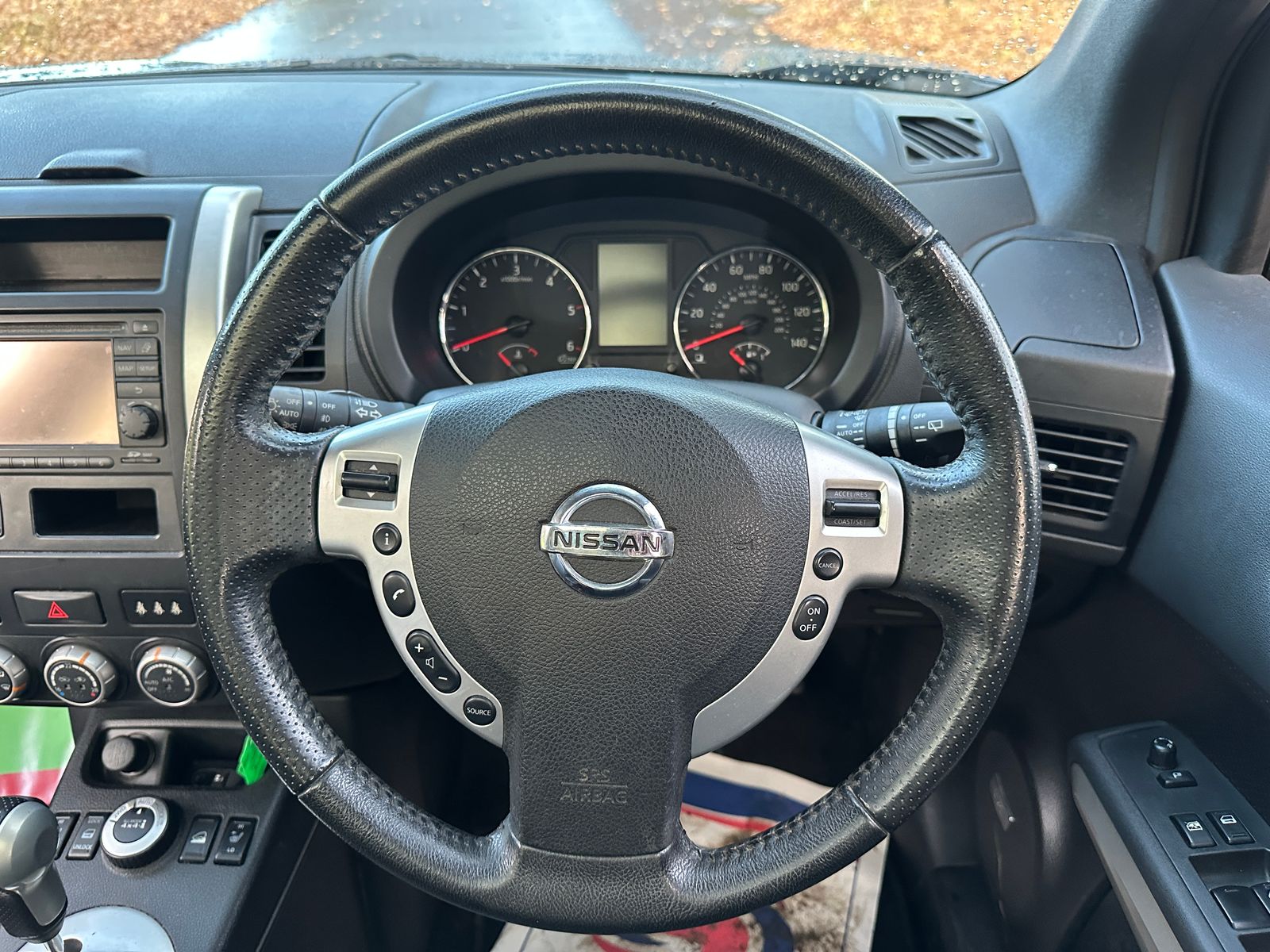 Nissan X-Trail 2.0 dCi Tekna SUV 5dr Diesel Auto 4WD Euro 5 (AVM) (150 ps) 5dr Automatic 2014