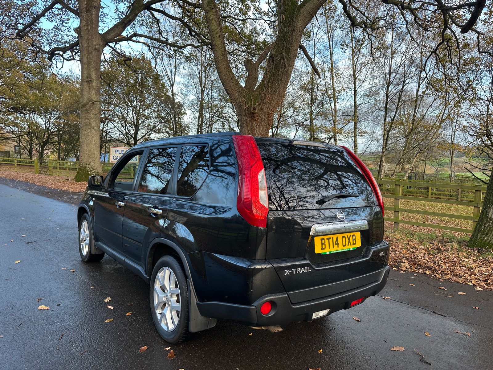 Nissan X-Trail 2.0 dCi Tekna SUV 5dr Diesel Auto 4WD Euro 5 (AVM) (150 ps) 5dr Automatic 2014