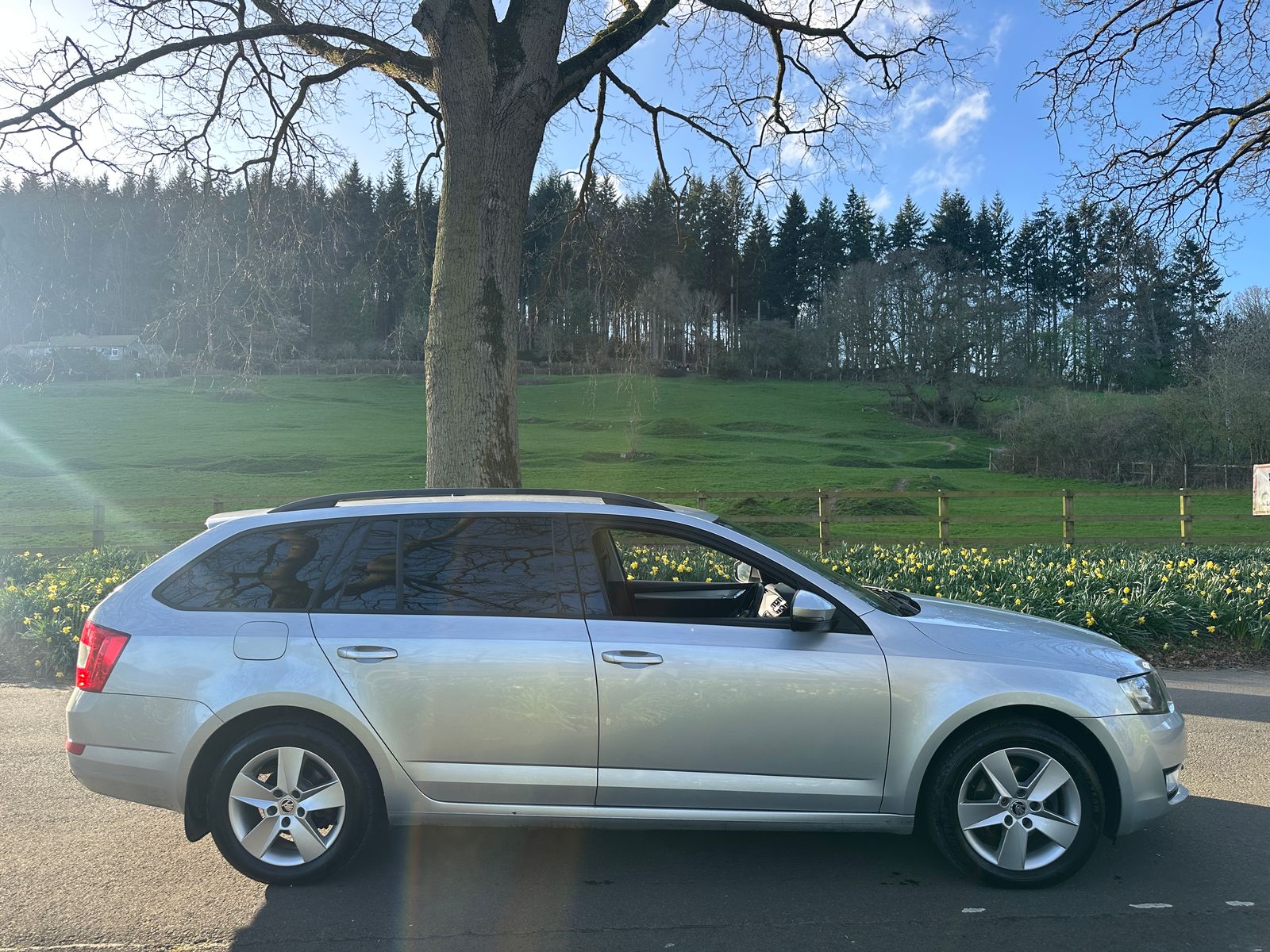 Skoda Octavia 2.0 TDI SE Estate 5dr Diesel Manual 4WD Euro 6 (s/s) (150 ps) 5dr Manual 2014