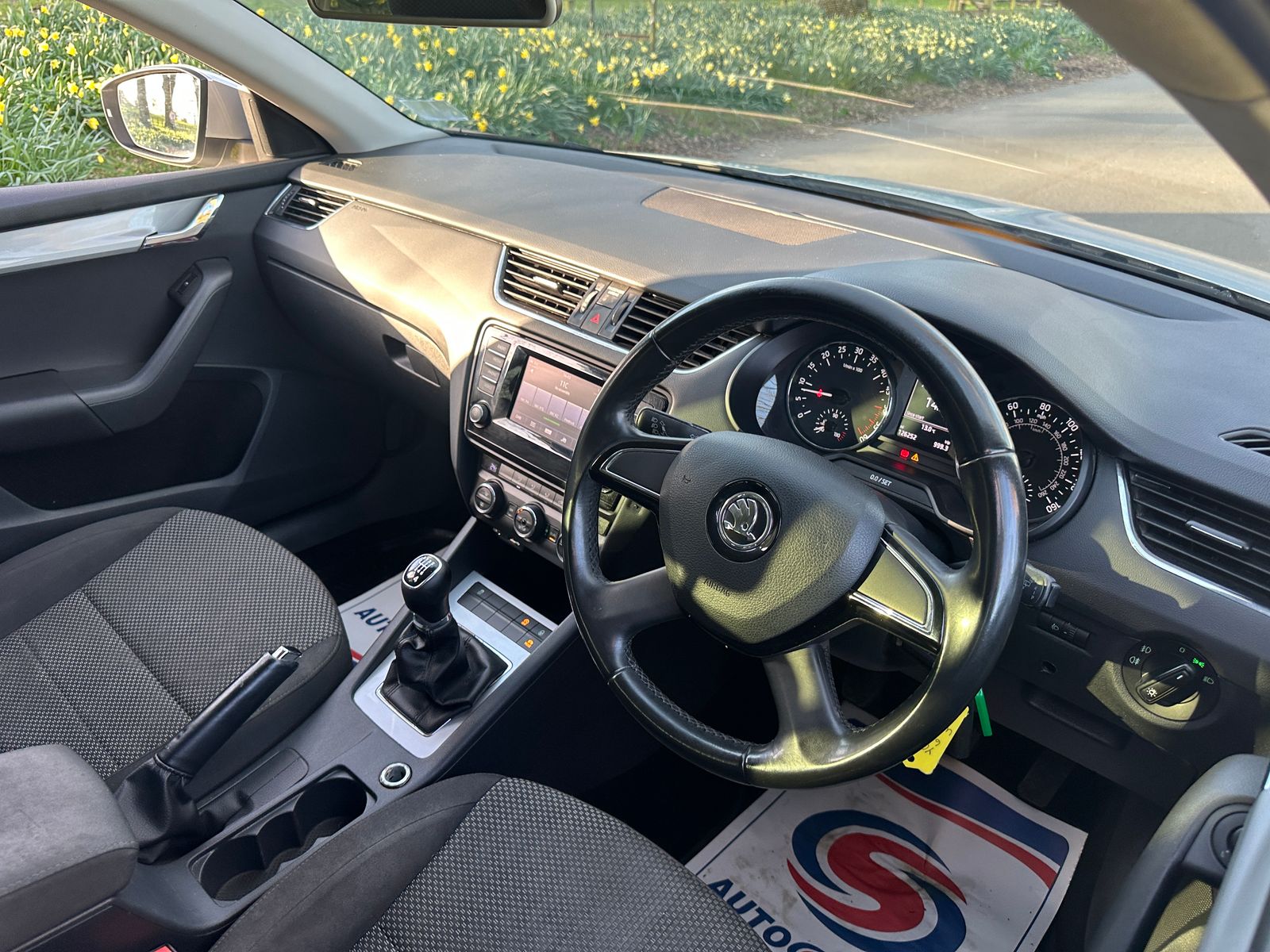 Skoda Octavia 2.0 TDI SE Estate 5dr Diesel Manual 4WD Euro 6 (s/s) (150 ps) 5dr Manual 2014