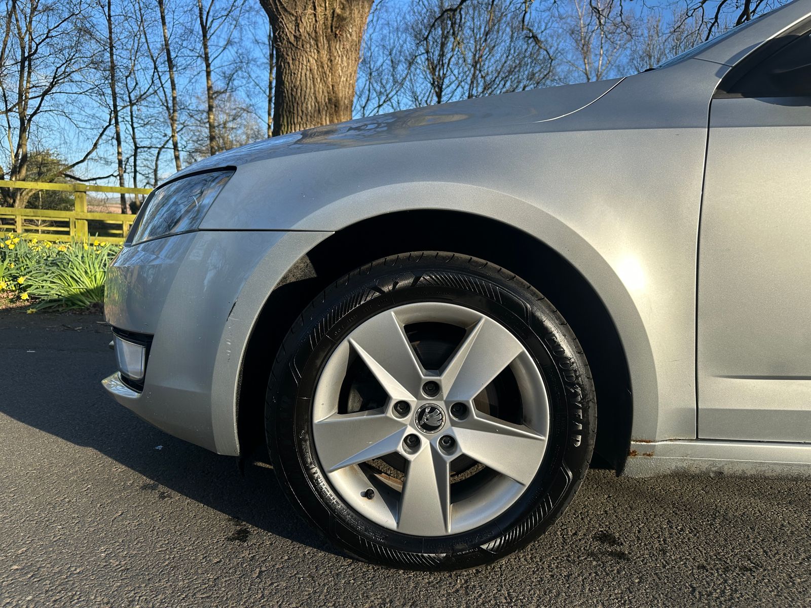 Skoda Octavia 2.0 TDI SE Estate 5dr Diesel Manual 4WD Euro 6 (s/s) (150 ps) 5dr Manual 2014