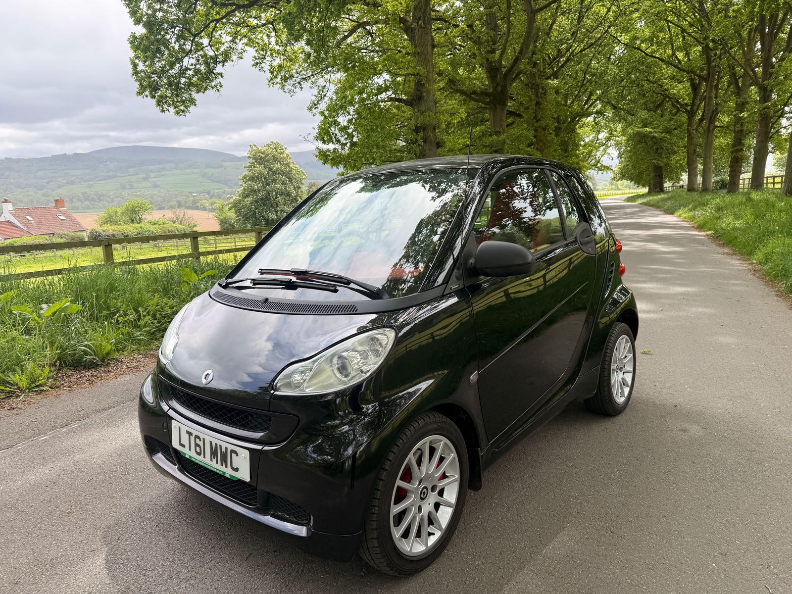 Smart ForTwo 1.0 Passion Coupe 2dr Petrol SoftTouch Euro 5 (84 bhp) 2dr Automatic 2011