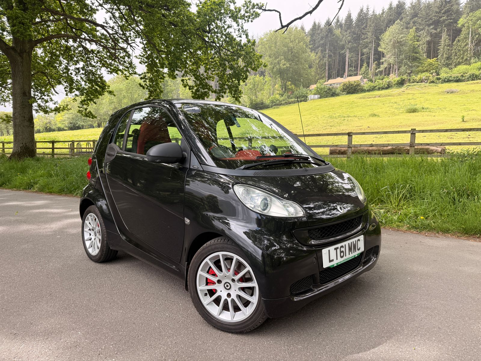 Smart ForTwo 1.0 Passion Coupe 2dr Petrol SoftTouch Euro 5 (84 bhp) 2dr Automatic 2011