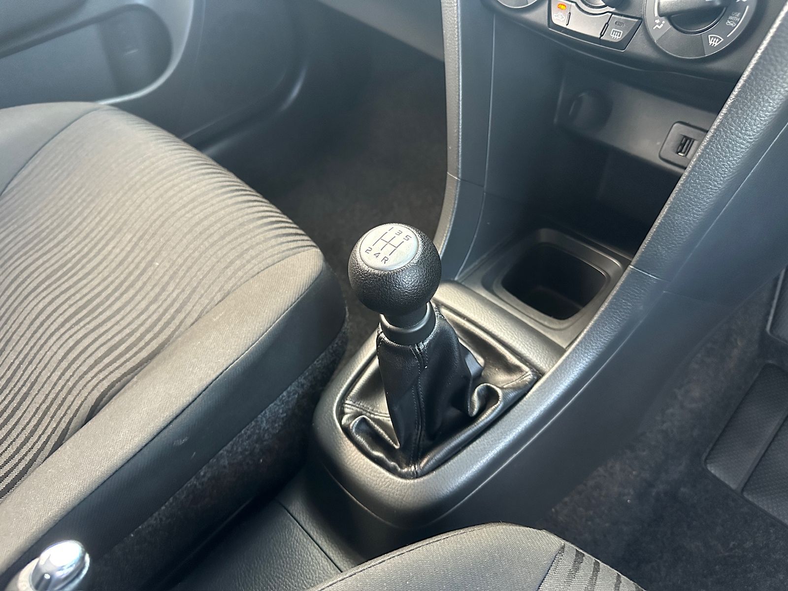 Suzuki Swift 1.2 SZ2 Hatchback 5dr Petrol Manual Euro 5 (94 ps) 5dr Manual 2010