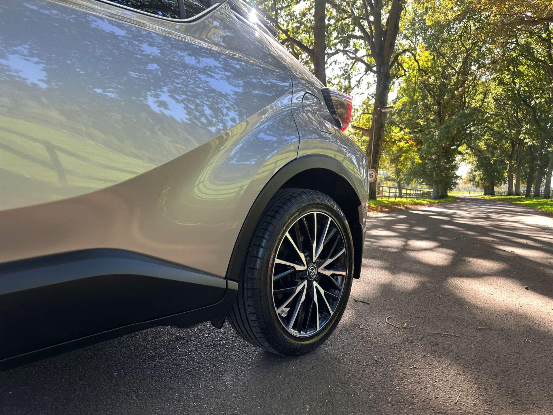 Toyota C-HR 1.8 C-HR Excel HEV CVT 5dr 5dr Automatic 2019