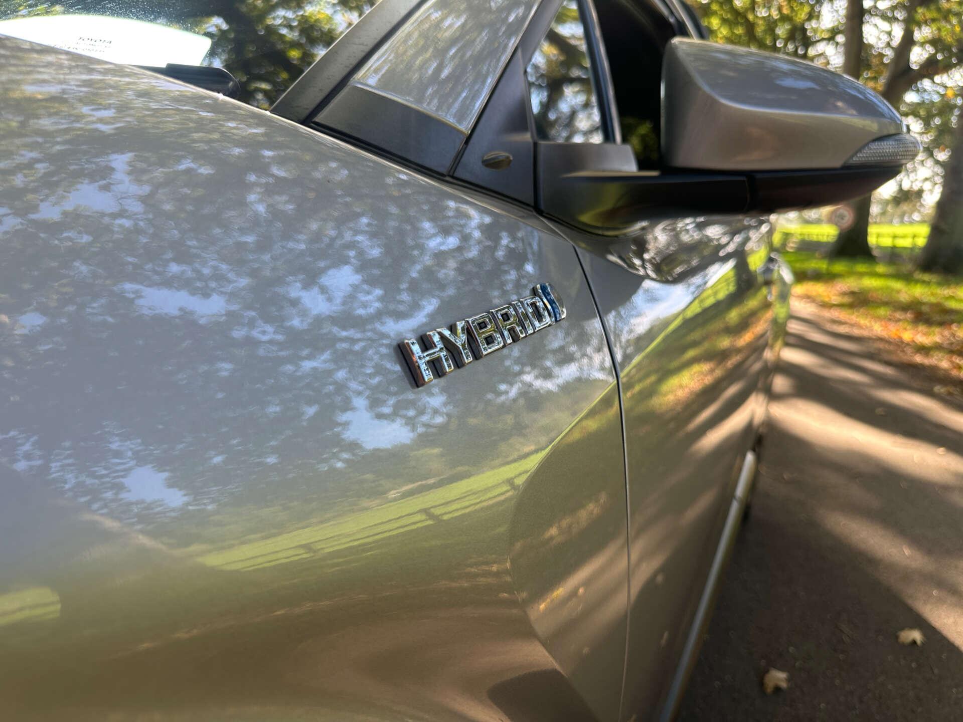Toyota C-HR 1.8 C-HR Excel HEV CVT 5dr 5dr Automatic 2019
