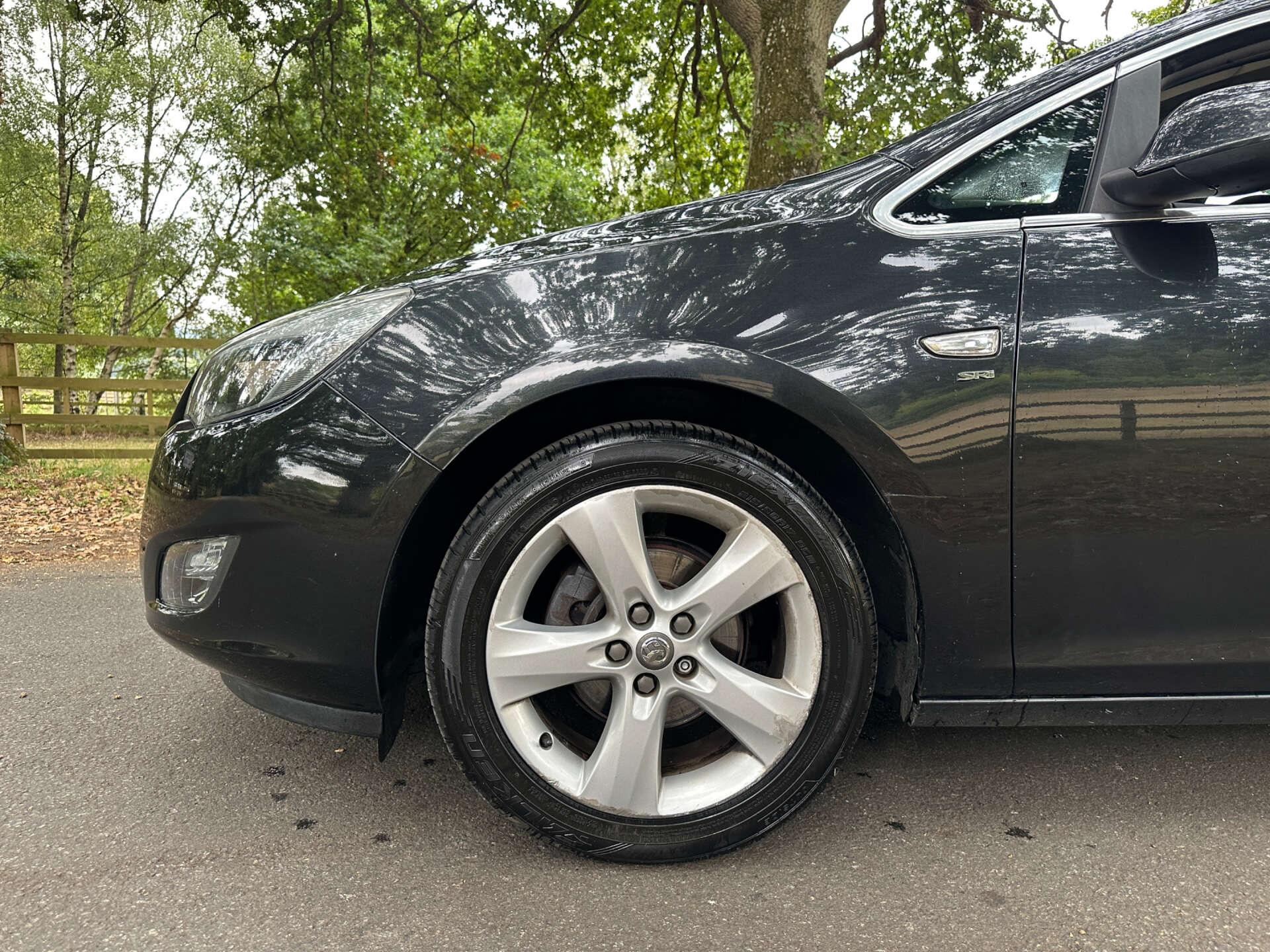 Vauxhall Astra 1.6 Astra SRI 5dr 5dr Manual 2026