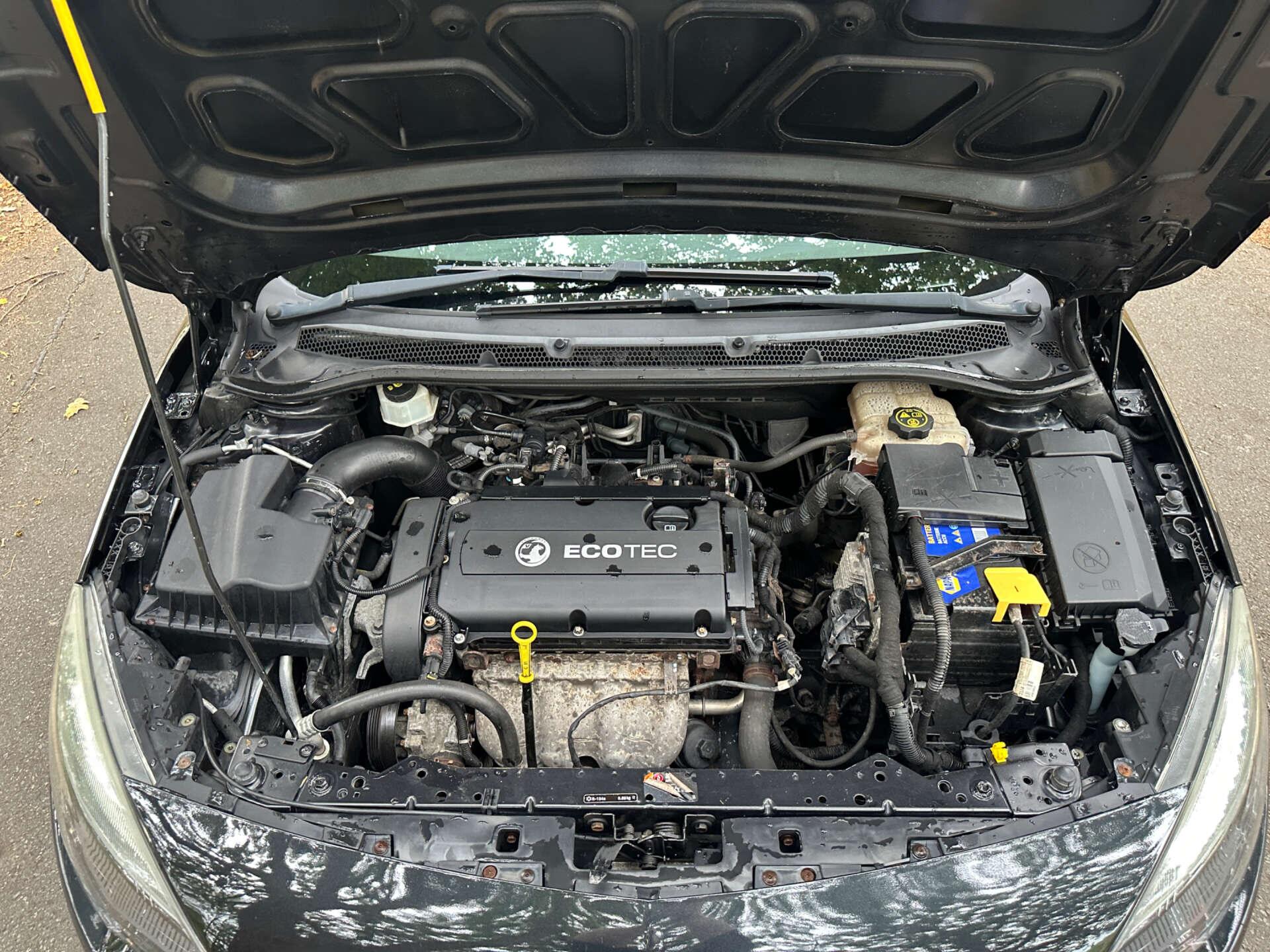 Vauxhall Astra 1.6 Astra SRI 5dr 5dr Manual 2026