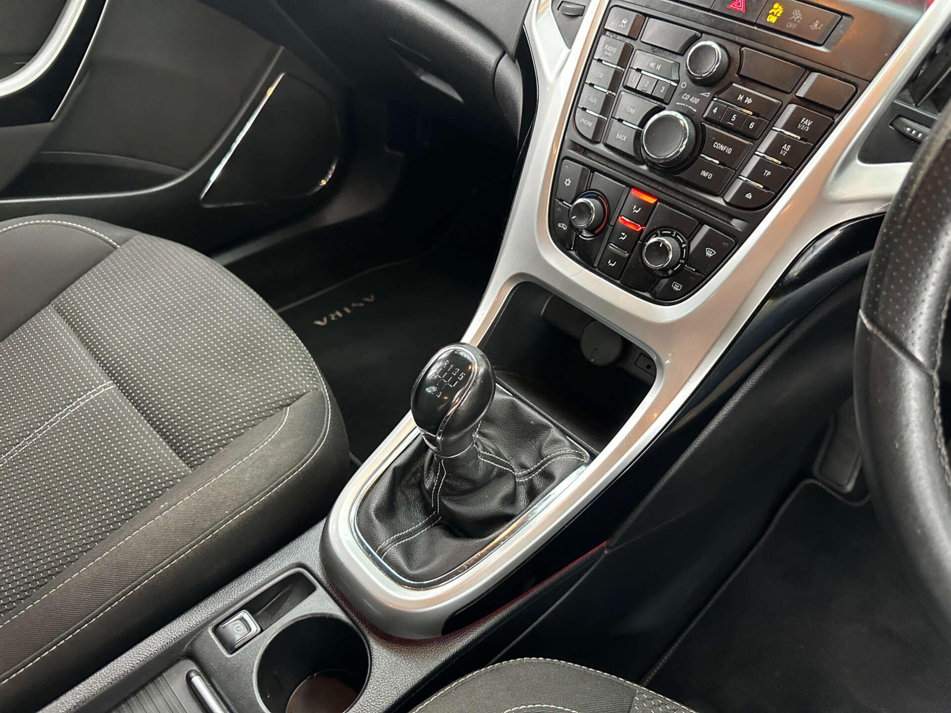 Vauxhall Astra 1.6 Astra SRI 5dr 5dr Manual 2026