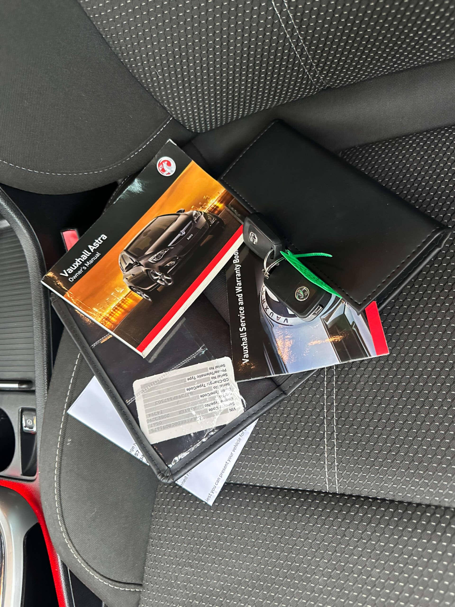 Vauxhall Astra 1.6 Astra SRI 5dr 5dr Manual 2026