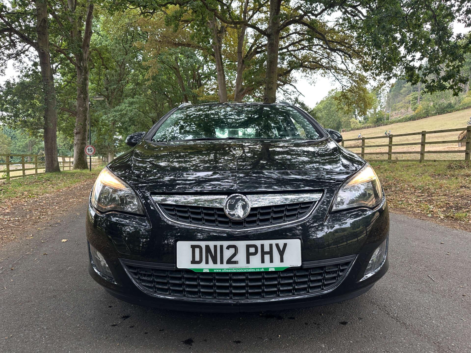 Vauxhall Astra 1.6 Astra SRI 5dr 5dr Manual 2026