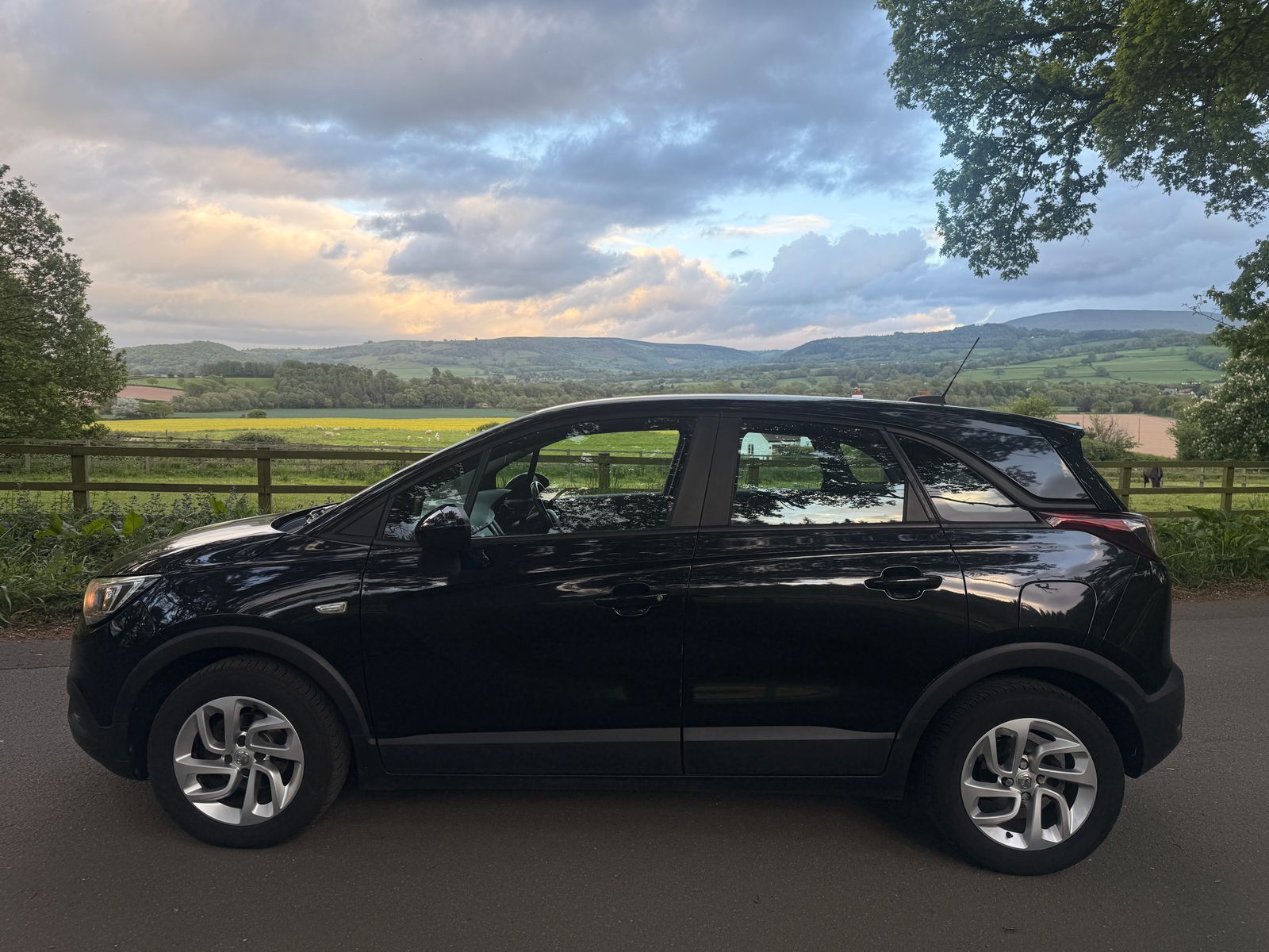 Vauxhall Crossland X 1.2 SE SUV 5dr Petrol Manual Euro 6 (83 ps) 5dr Manual 2018