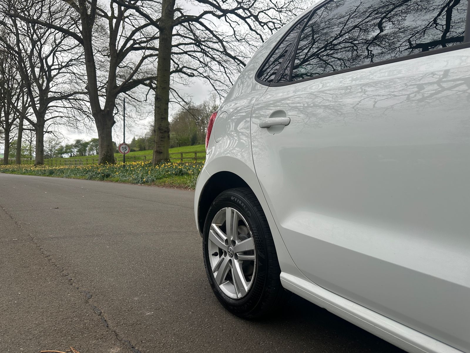 Volkswagen Polo 1.2 TSI BlueMotion Tech Match Hatchback 5dr Petrol Manual Euro 6 (s/s) (90 ps) 5dr Manual 2017