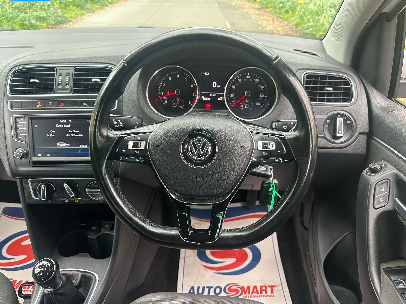 Volkswagen Polo 1.2 TSI BlueMotion Tech Match Hatchback 5dr Petrol Manual Euro 6 (s/s) (90 ps) 5dr Manual 2017