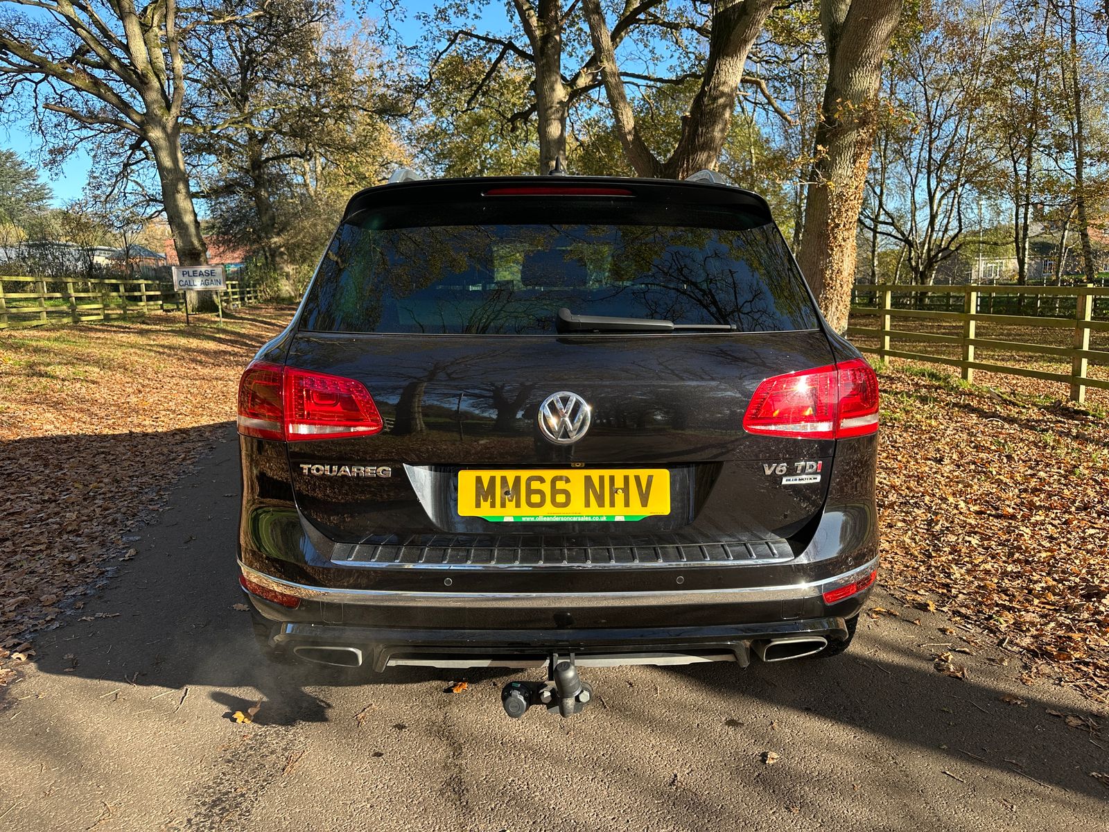 Volkswagen Touareg 3.0 TDI V6 BlueMotion Tech R-Line Plus SUV 5dr Diesel Tiptronic 4WD Euro 6 (s/s) (262 ps) 5dr Automatic 2016