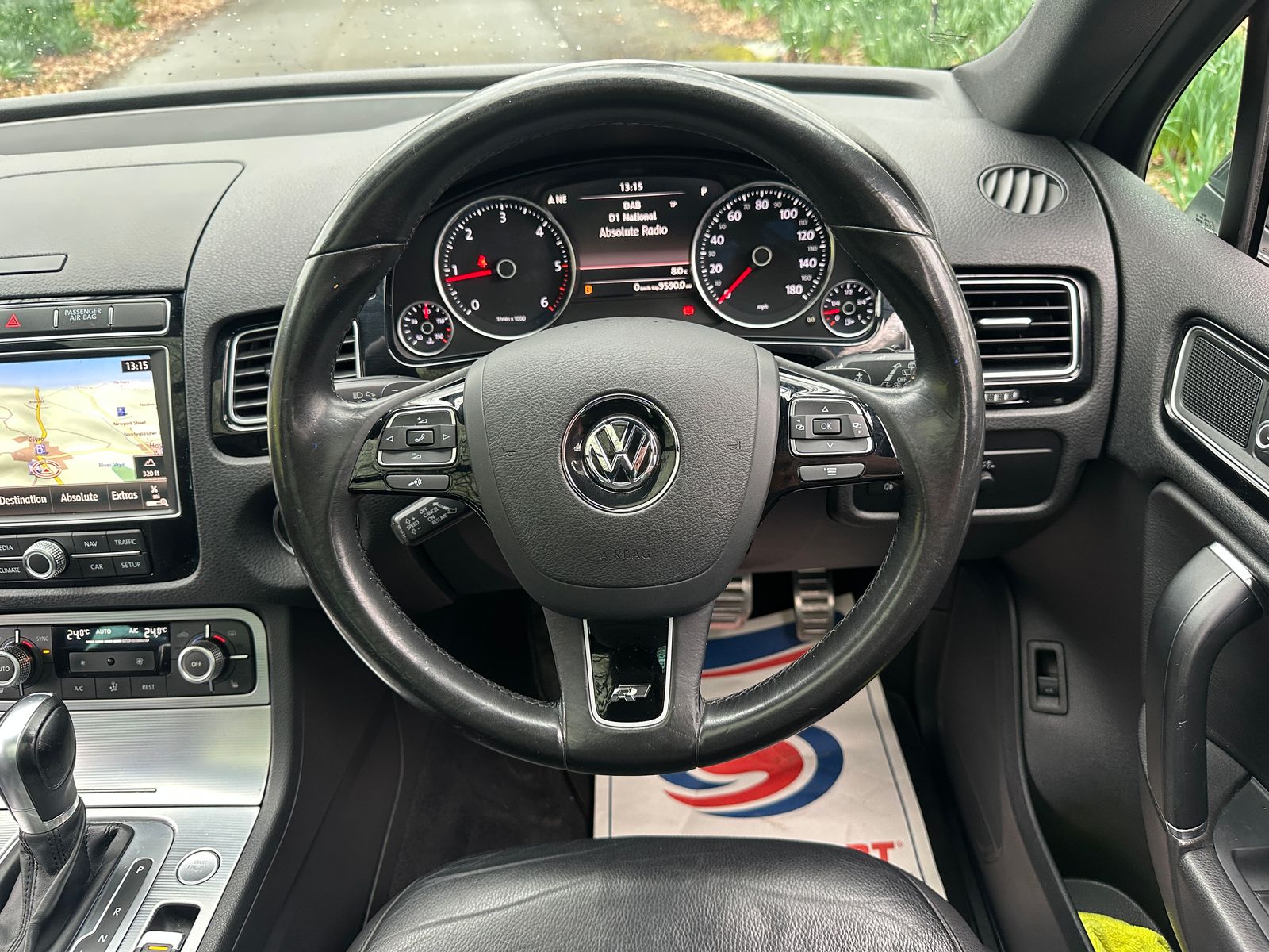 Volkswagen Touareg 3.0 TDI V6 BlueMotion Tech R-Line SUV 5dr Diesel Tiptronic 4WD Euro 6 (s/s) (262 ps) 5dr Automatic 2016