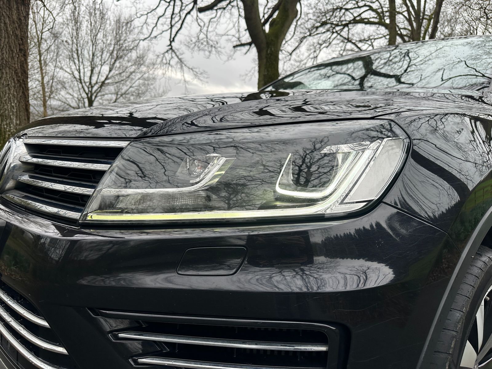 Volkswagen Touareg 3.0 TDI V6 BlueMotion Tech R-Line SUV 5dr Diesel Tiptronic 4WD Euro 6 (s/s) (262 ps) 5dr Automatic 2016