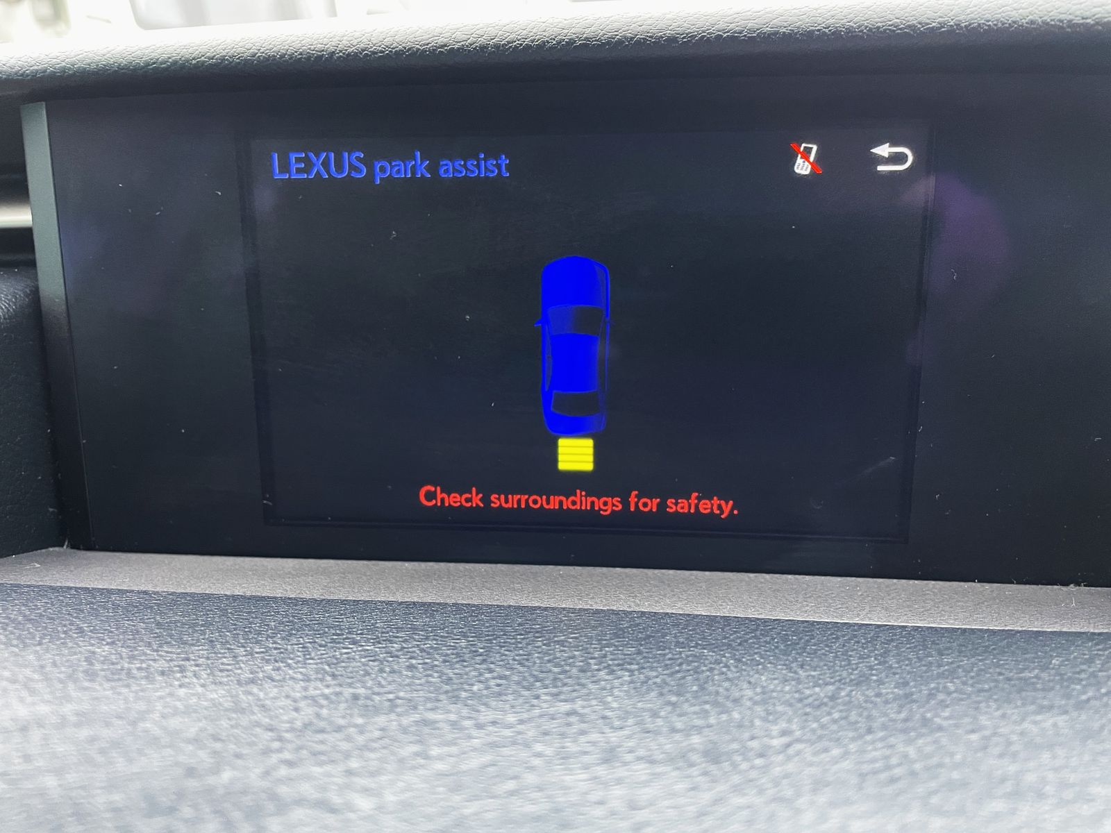 Lexus IS 2.5 300h Executive Edition Saloon 4dr Petrol Hybrid E-CVT Euro 6 (s/s) (223 ps) 4dr Automatic 2016
