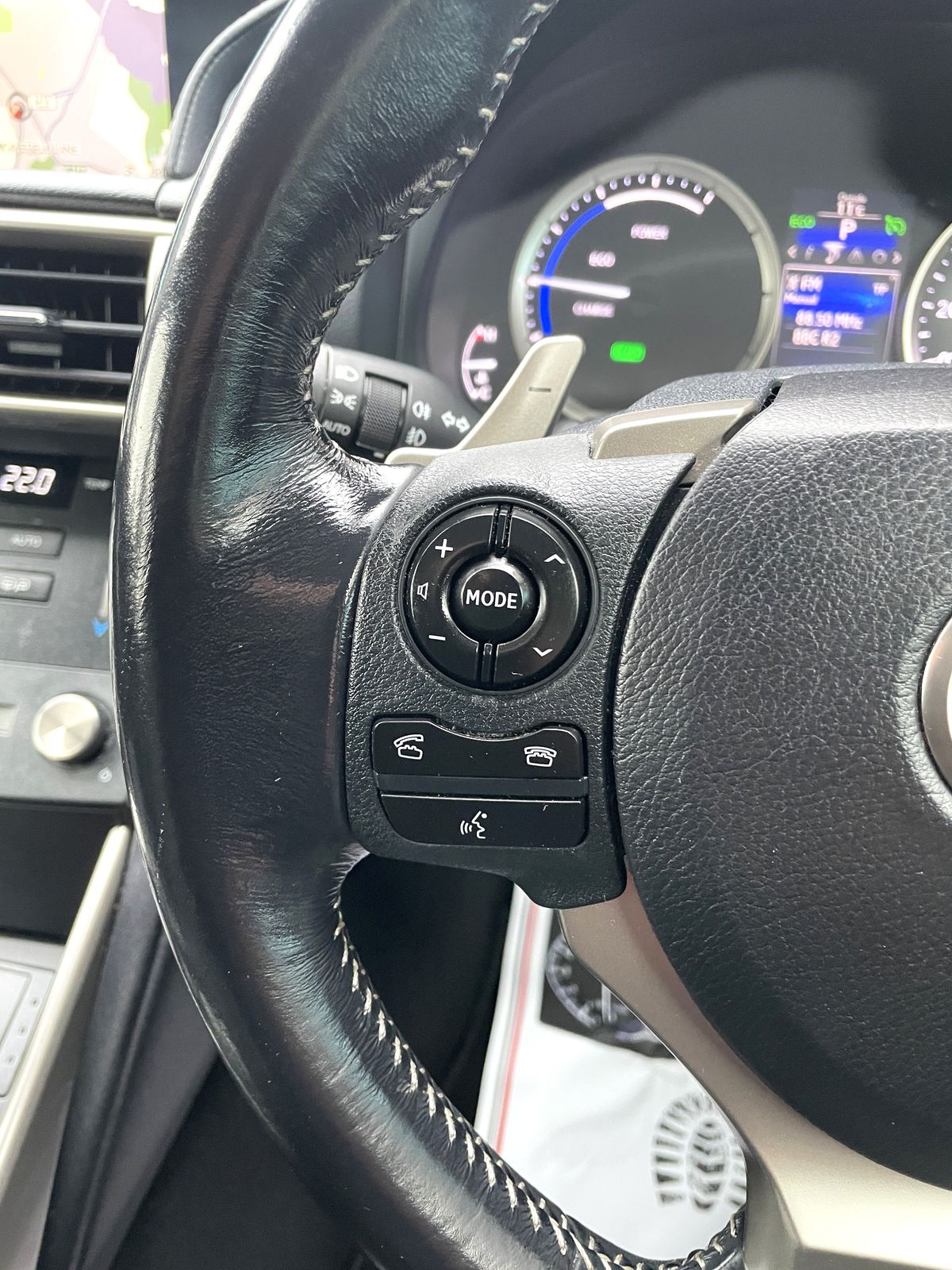 Lexus IS 2.5 300h Executive Edition Saloon 4dr Petrol Hybrid E-CVT Euro 6 (s/s) (223 ps) 4dr Automatic 2016
