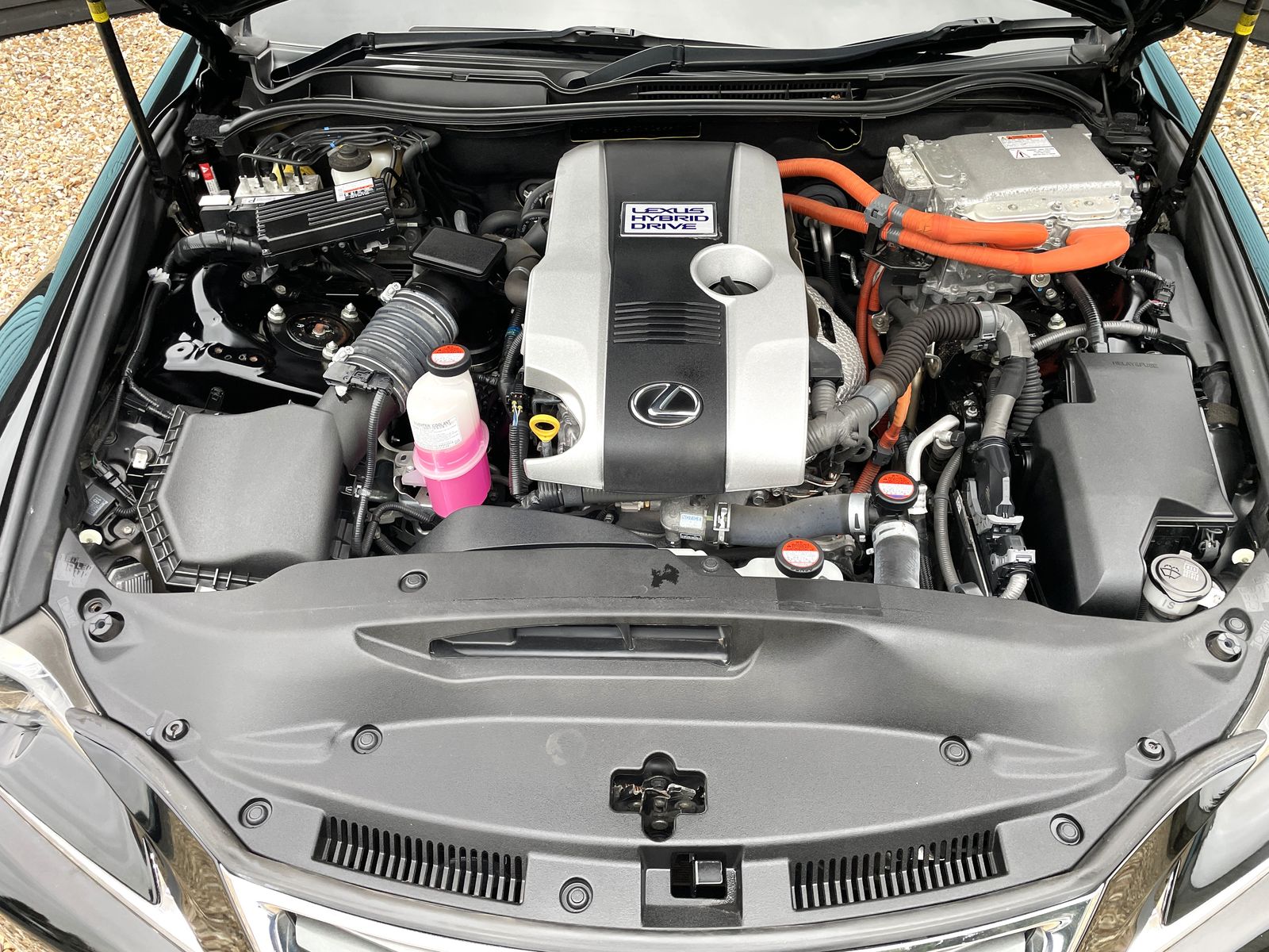 Lexus IS 2.5 300h Executive Edition Saloon 4dr Petrol Hybrid E-CVT Euro 6 (s/s) (223 ps) 4dr Automatic 2016