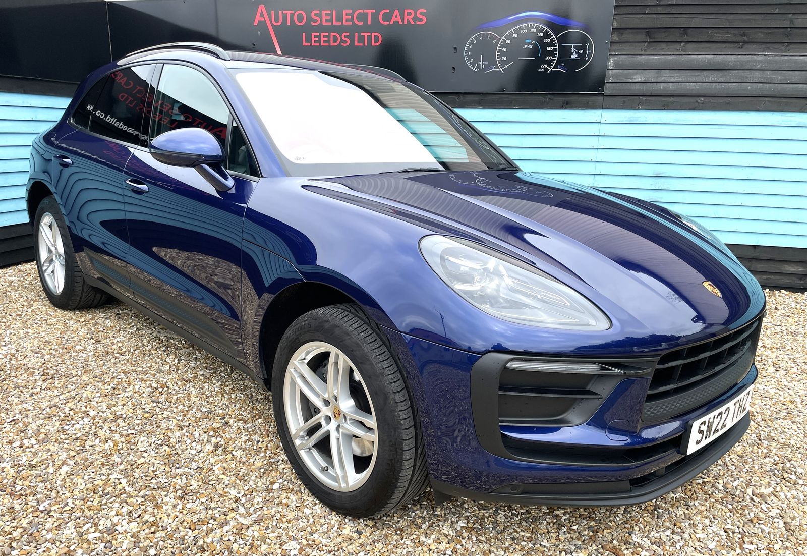 Porsche Macan 2.0T SUV 5dr Petrol PDK 4WD Euro 6 (s/s) (265 ps) 5dr Automatic 2022
