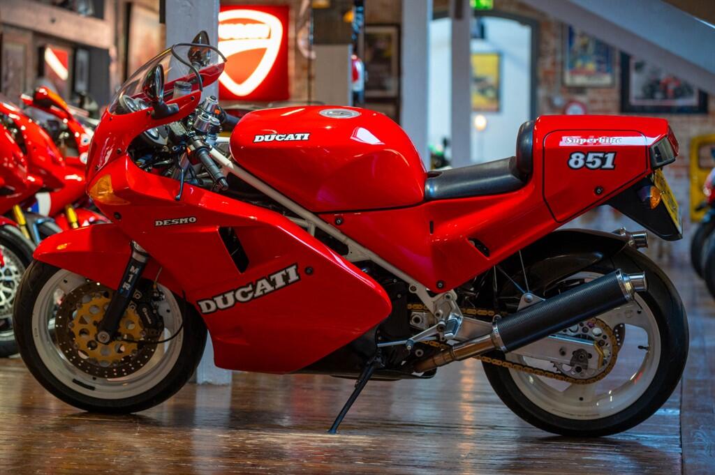 1989 Ducati 851 Strada Stunning Example, exterior view 3