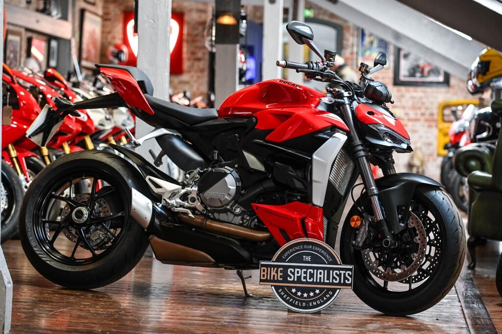 2023 DUCATI Streetfighter V2 *Only 48 Miles From New!*