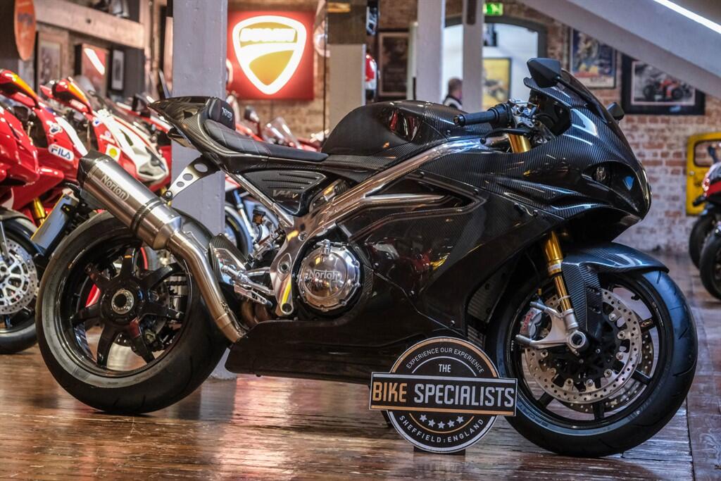 2024 Norton V4 sv Norton V4 SV *Carbon*
