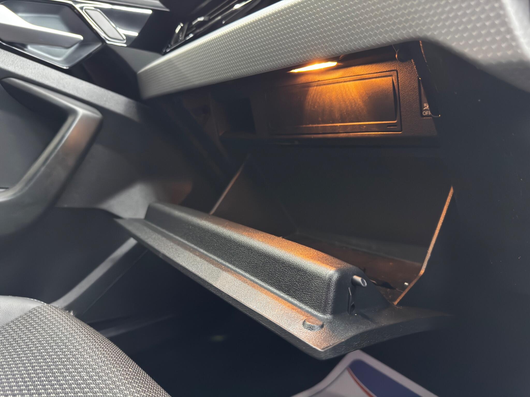 Audi A1 1.0 TFSI 25 S line Sportback S Tronic Euro 6 (s/s) 5dr 5dr Automatic 2026