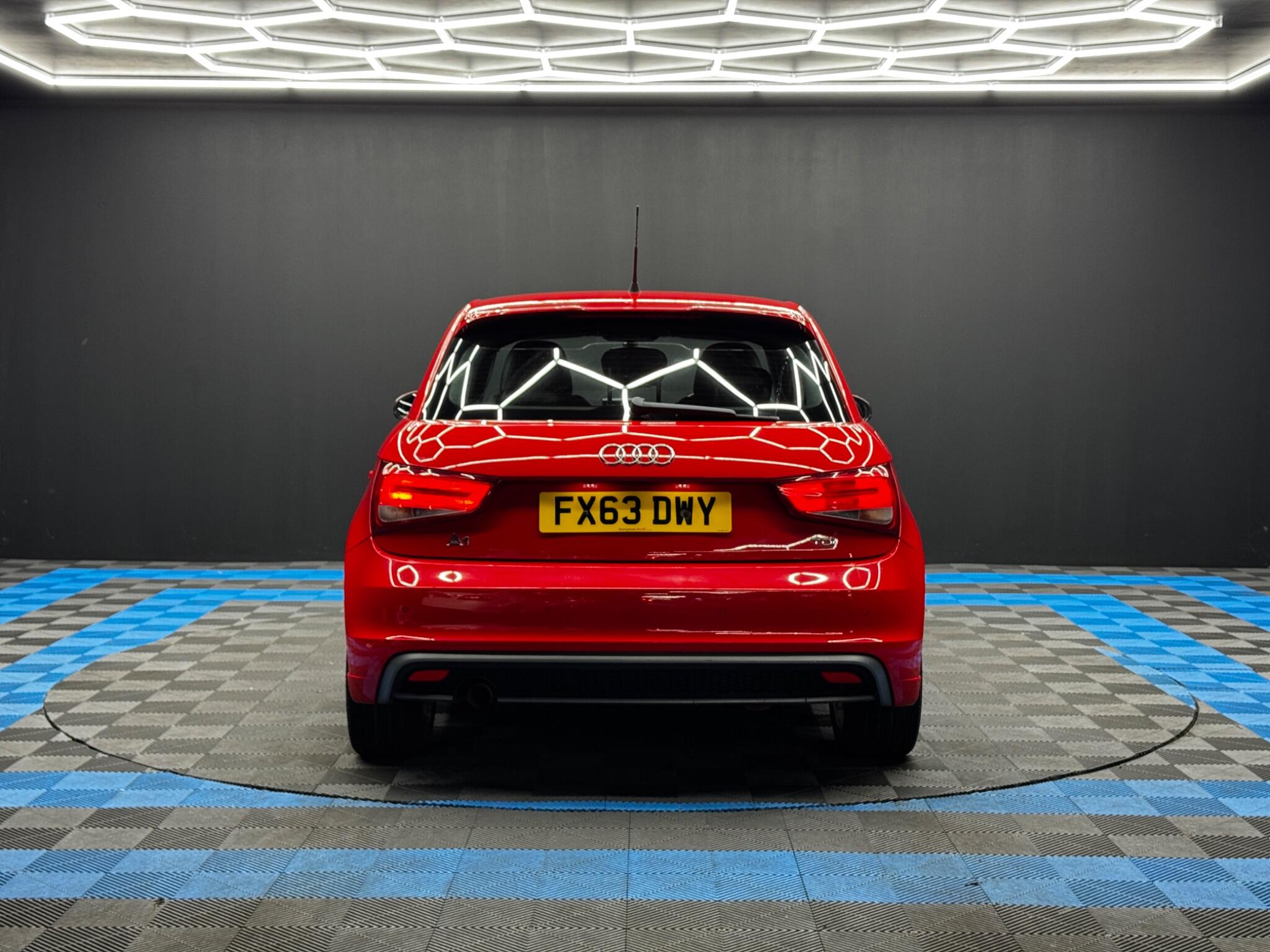 Audi A1 1.6 TDI S line Sportback Euro 5 (s/s) 5dr 5dr Manual 2025