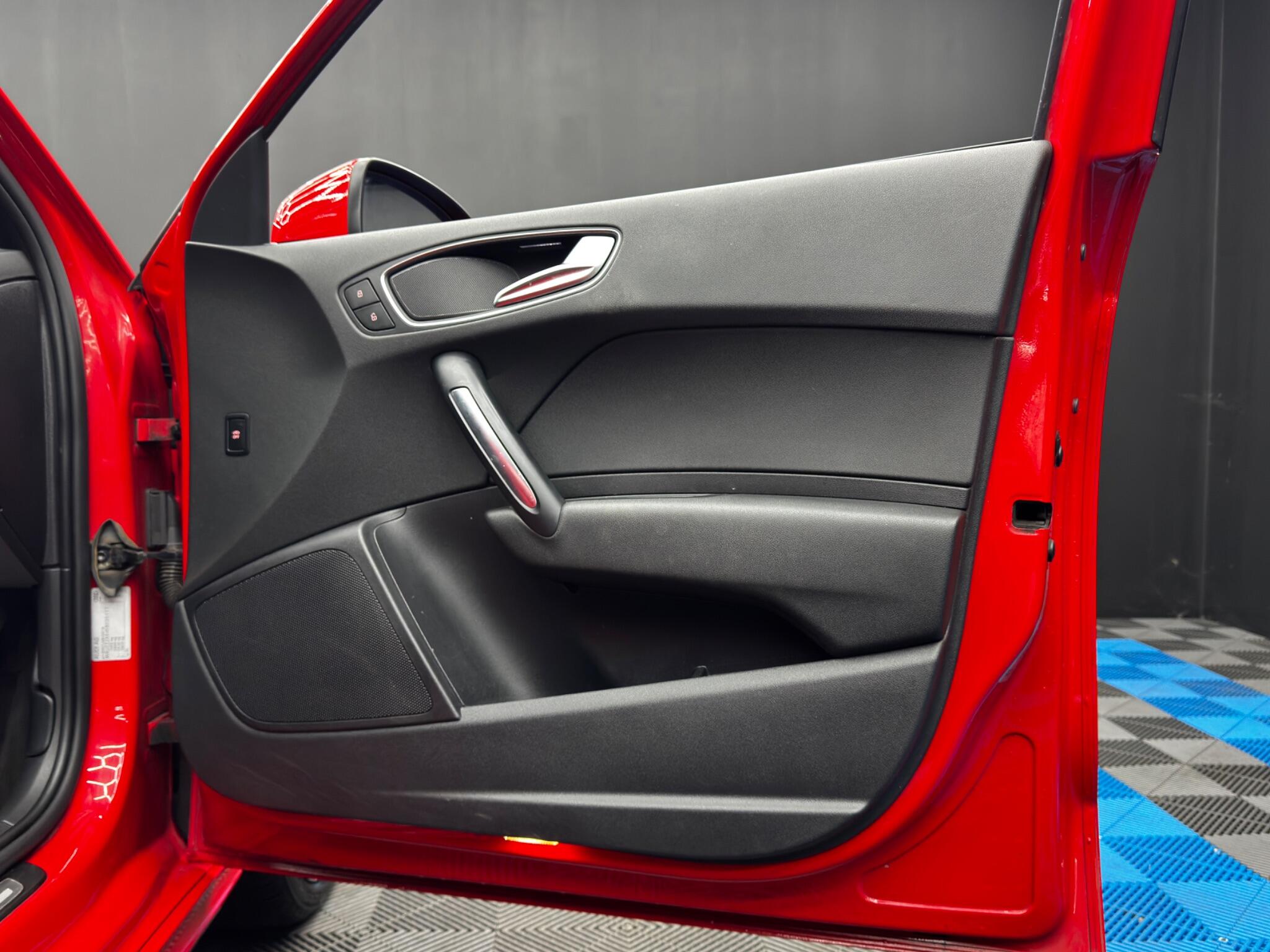 Audi A1 1.6 TDI S line Sportback Euro 5 (s/s) 5dr 5dr Manual 2025