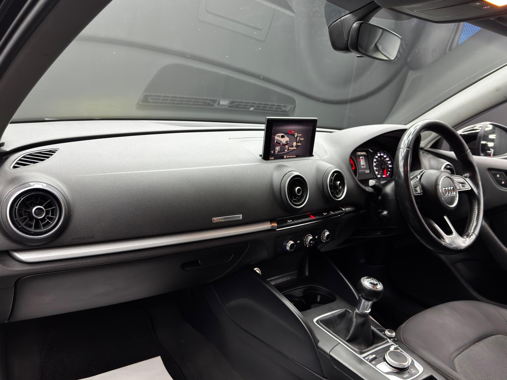 Audi A3 1.0 TFSI SE Sportback Euro 6 (s/s) 5dr 5dr Manual 2025