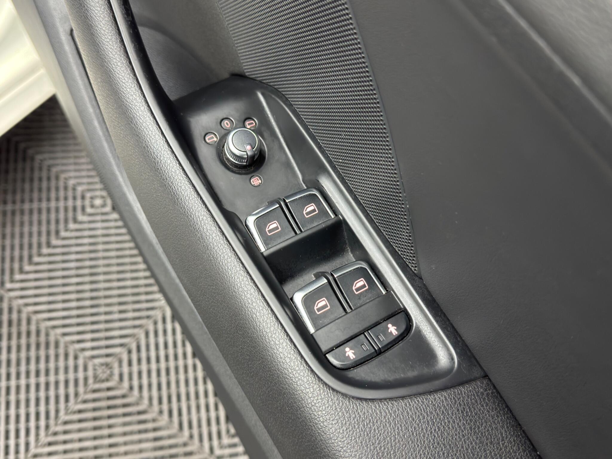 Audi A3 1.6 TDI S line Sportback Euro 5 (s/s) 5dr 5dr Manual 2025