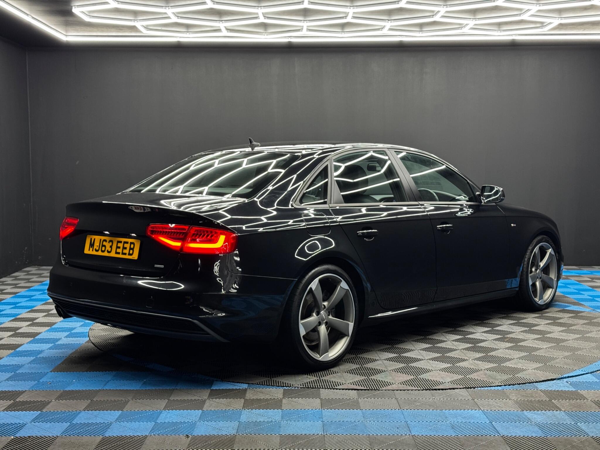 Audi A4 2.0 TFSI Black Edition S Tronic quattro Euro 6 (s/s) 4dr 4dr Automatic 2025