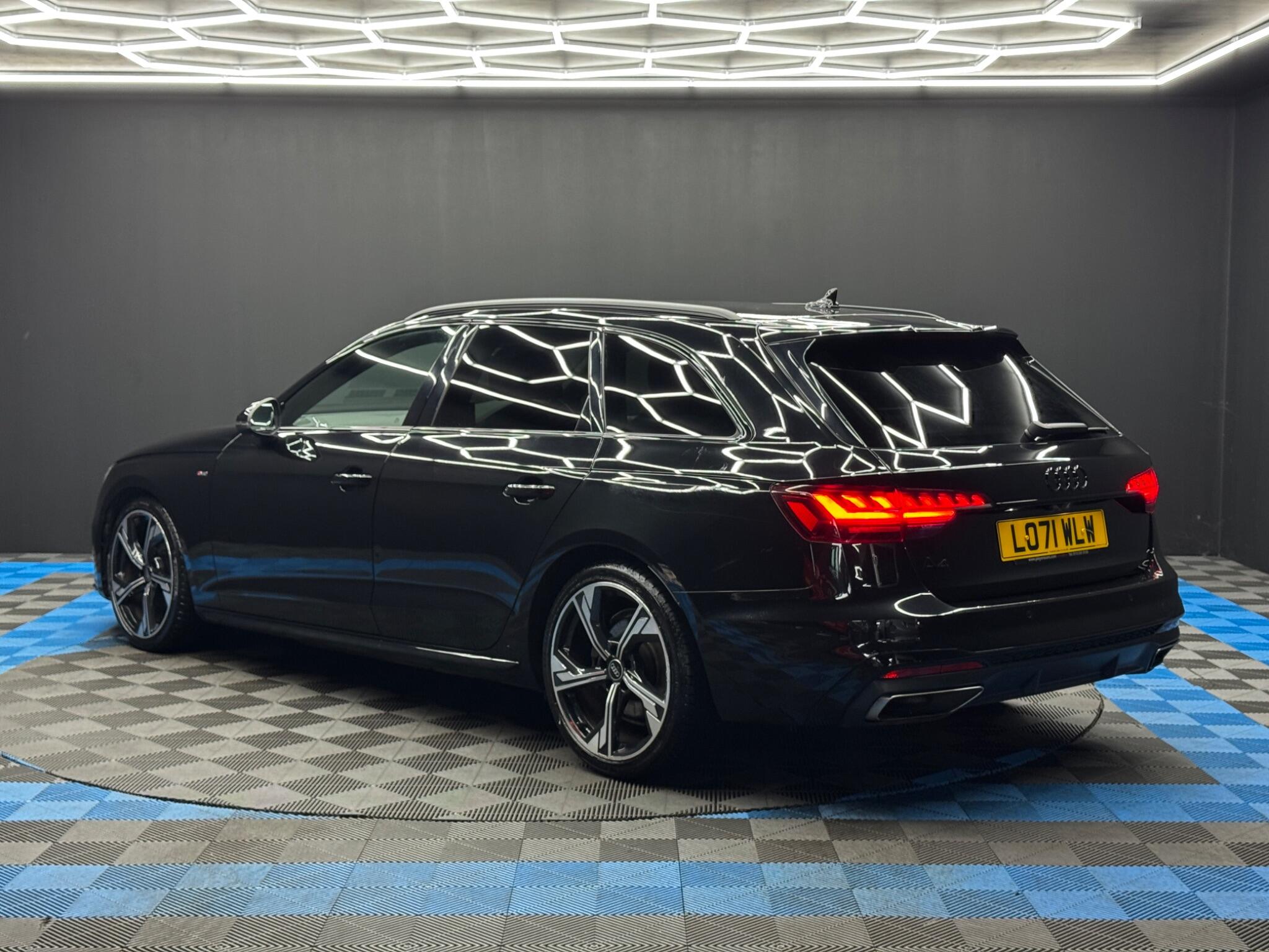 Audi A4 Avant 2.0 TDI 35 Black Edition S Tronic Euro 6 (s/s) 5dr 5dr Automatic 2026