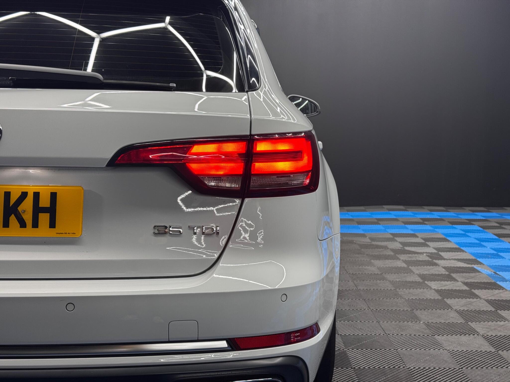 Audi A4 Avant 2.0 TDI 35 Sport S Tronic Euro 6 (s/s) 5dr 5dr Automatic 2025