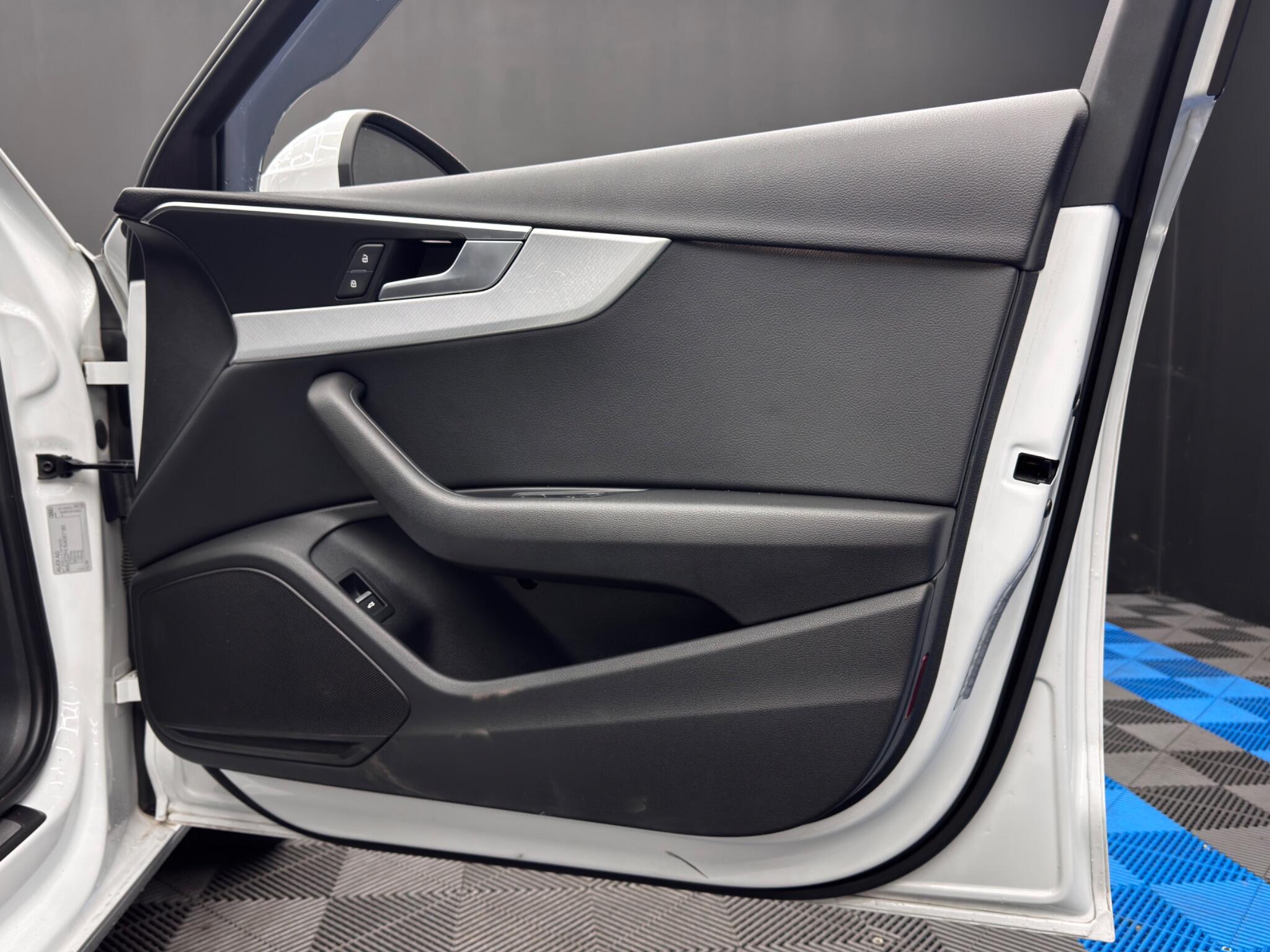 Audi A4 Avant 2.0 TDI 35 Sport S Tronic Euro 6 (s/s) 5dr 5dr Automatic 2025