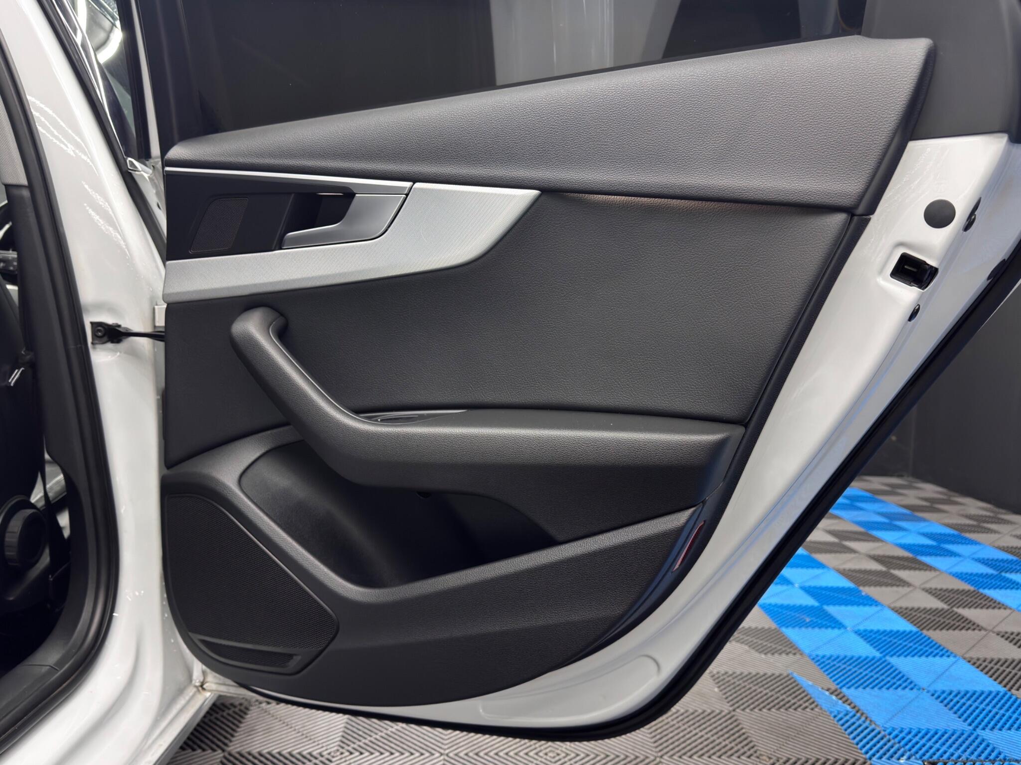 Audi A4 Avant 2.0 TDI 35 Sport S Tronic Euro 6 (s/s) 5dr 5dr Automatic 2025