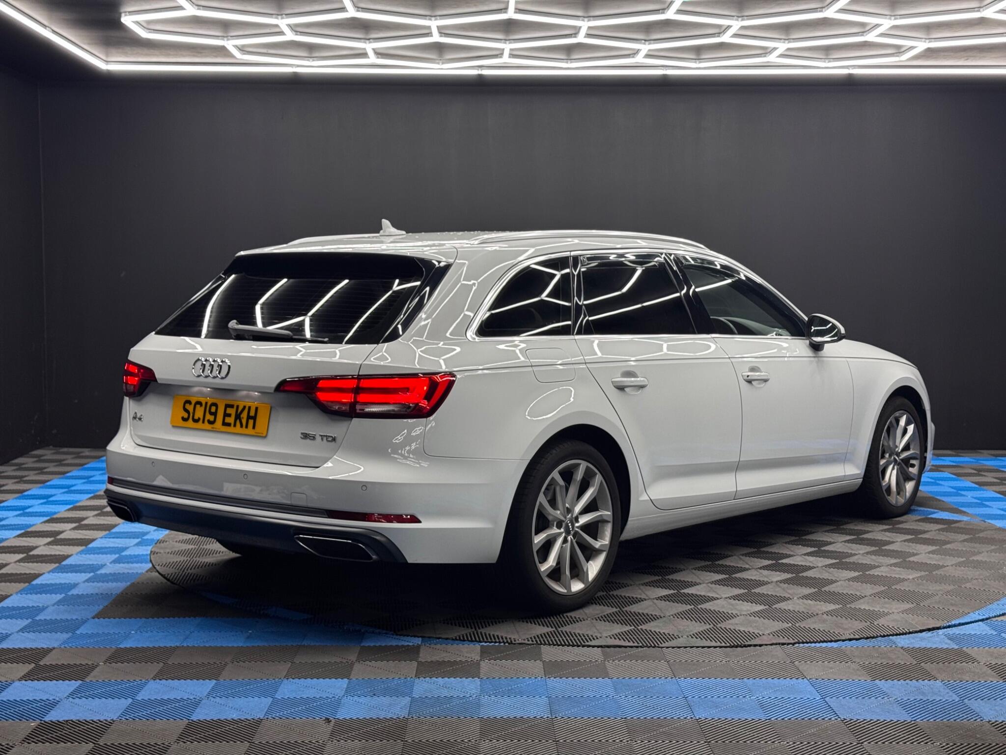 Audi A4 Avant 2.0 TDI 35 Sport S Tronic Euro 6 (s/s) 5dr 5dr Automatic 2025