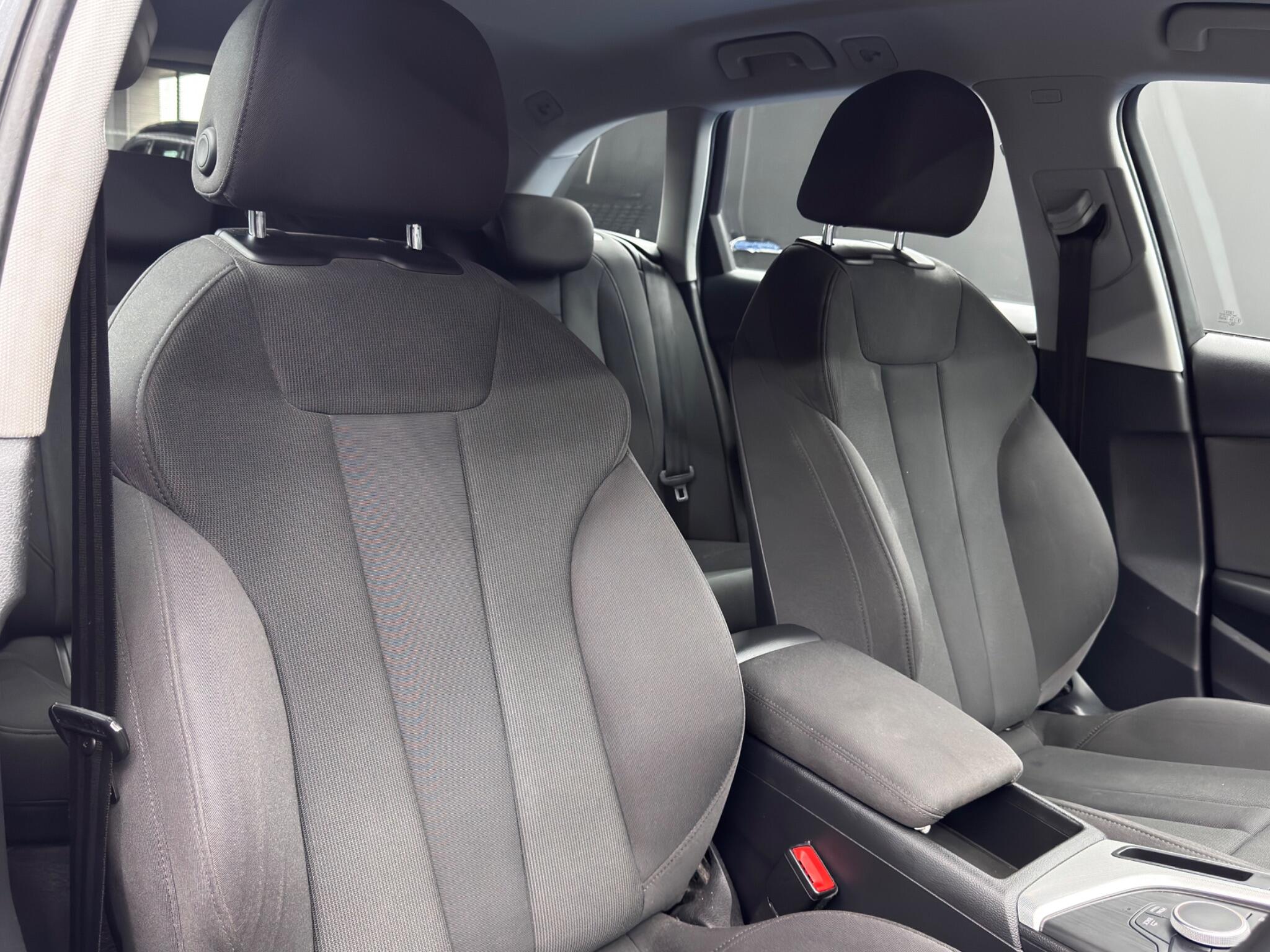 Audi A4 Avant 2.0 TDI ultra Sport Euro 6 (s/s) 5dr 5dr Manual 2025