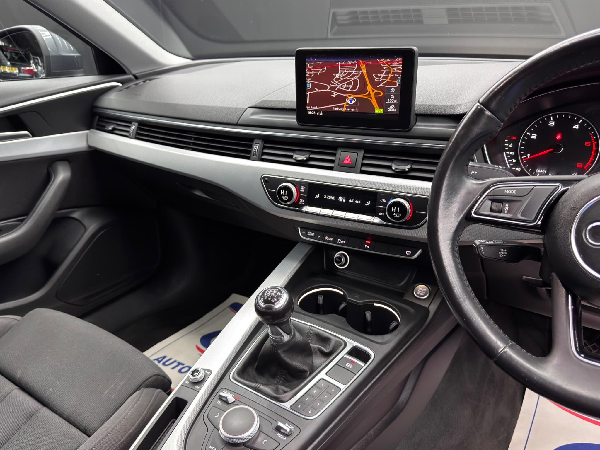 Audi A4 Avant 2.0 TDI ultra Sport Euro 6 (s/s) 5dr 5dr Manual 2025