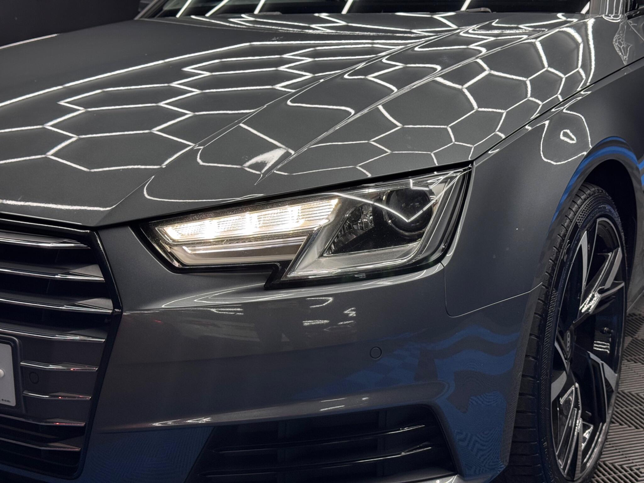 Audi A4 Avant 2.0 TDI ultra Sport Euro 6 (s/s) 5dr 5dr Manual 2025