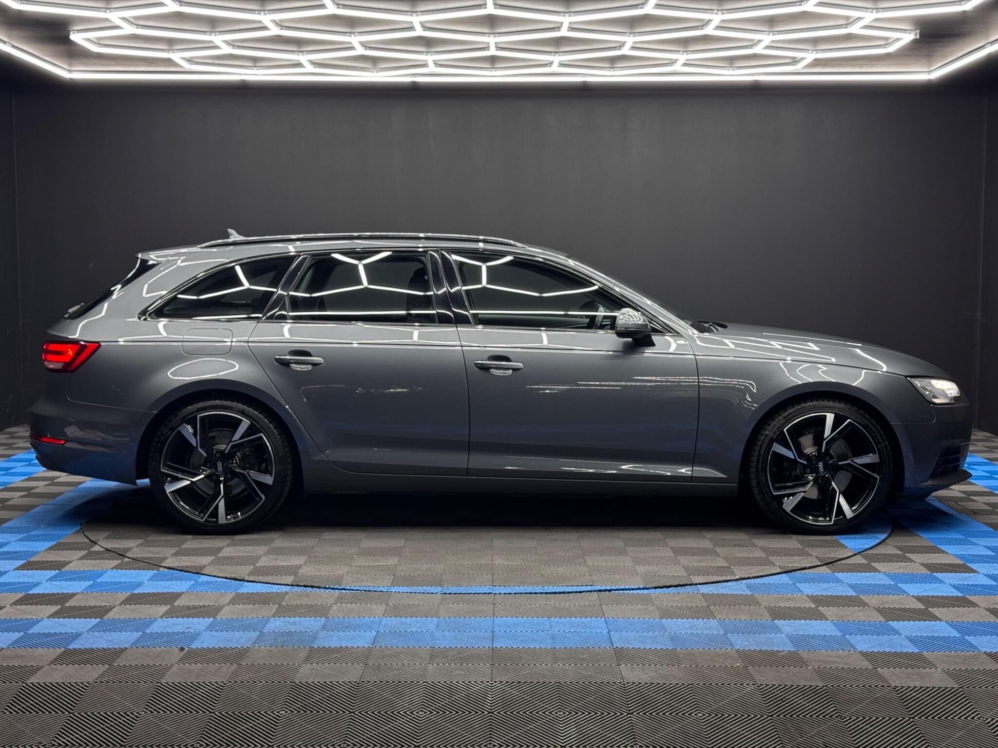 Audi A4 Avant 2.0 TDI ultra Sport Euro 6 (s/s) 5dr 5dr Manual 2025